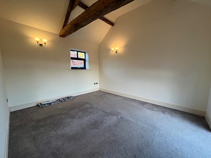 2 Bedroom Barn Conversion To Rent In Manor Farm, Church Laneham, DN22