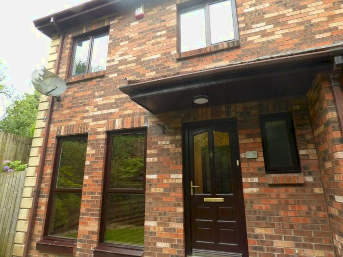 3 Bedroom End Of Terrace House To Rent In Kersland Gait, KA3