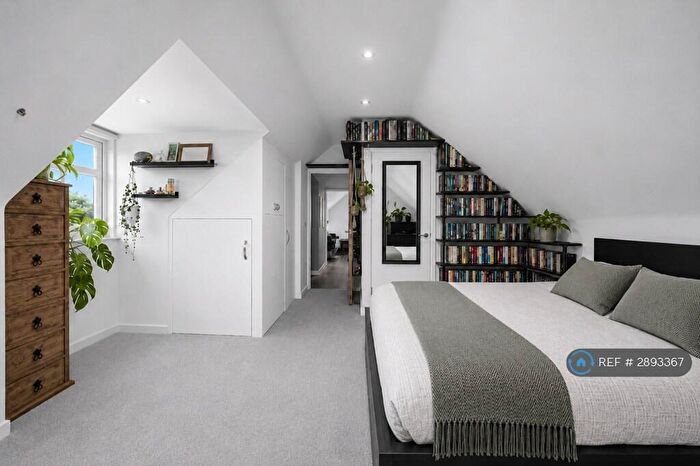 1 Bedroom Flat To Rent In Oakleigh Road North, London, N20