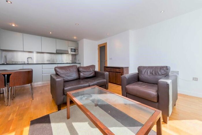 1 Bedroom Flat To Rent In Bacon Street, London, E2