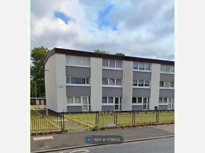 Studio To Rent In Calside, Paisley, PA2