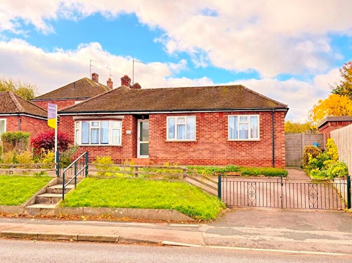 3 Bedroom Bungalow To Rent In The Avenue, Newmarket, CB8