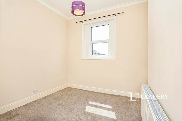 1 Bedroom Flat To Rent In Lee High Road, SE13
