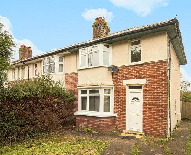 3 Bedroom Semi-Detached House To Rent In Church Cowley Road, Oxford, OX4