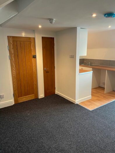 Studio To Rent In Truro Road, St Austell, PL25