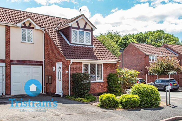 3 Bedroom Semi Detached House For Sale In Rushy Close, Wollaton, NG8
