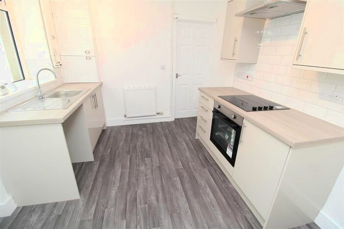 3 Bedroom Property To Rent In Brynithel, Abertillery, NP13