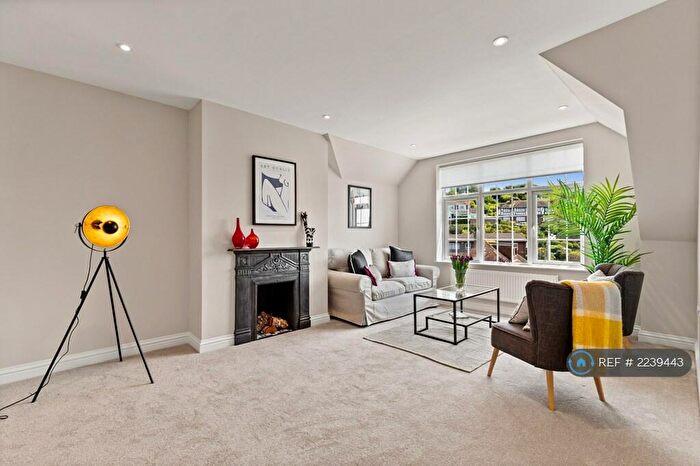 2 Bedroom Flat To Rent In Sandgate Hill, Sandgate, Folkestone, CT20