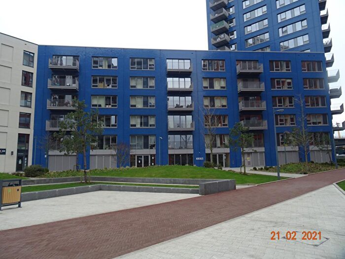 2 Bedroom Apartment To Rent In Flat, Hercules House, Botanic Square, E14