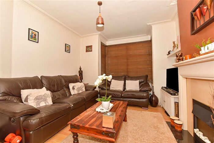 3 Bedroom End Terrace House For Sale In Danesmead Terrace, Margate, Kent, CT9