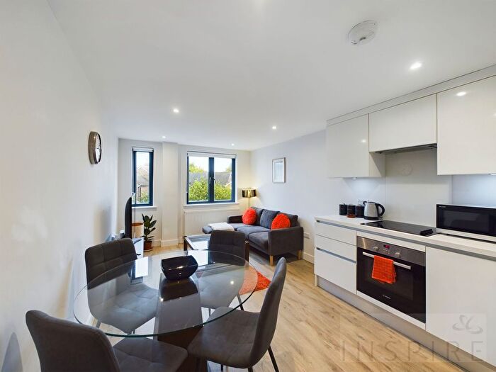 1 Bedroom Flat To Rent In South Road, Haywards Heath, RH16