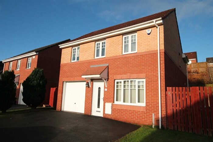3 Bedroom Detached House To Rent In Rockbank Crescent, Glenboig, Coatbridge, ML5