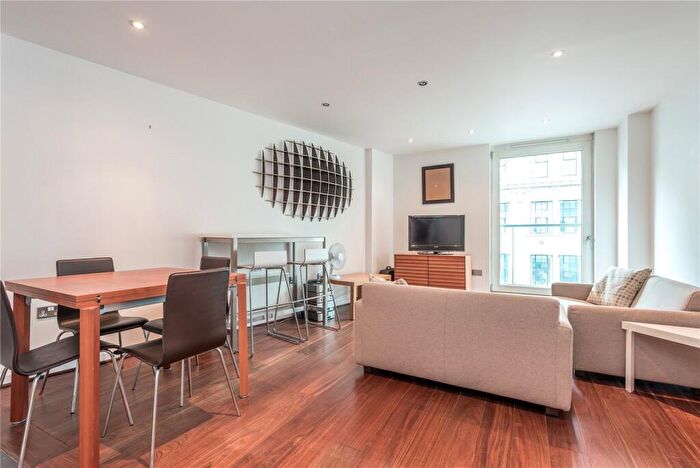 1 Bedroom Apartment To Rent In Gardner Court, Brewery Square, Clerkenwell, EC1V