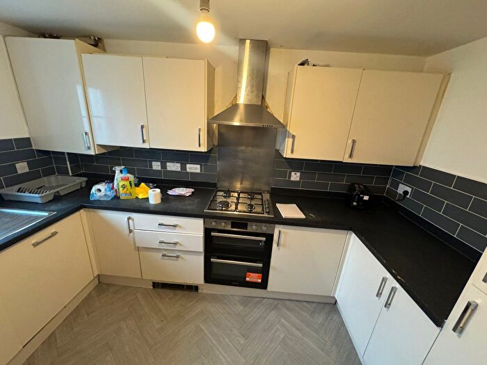5 Bedroom Terraced House To Rent In Stephen Jewers Gardens, Barking, IG11