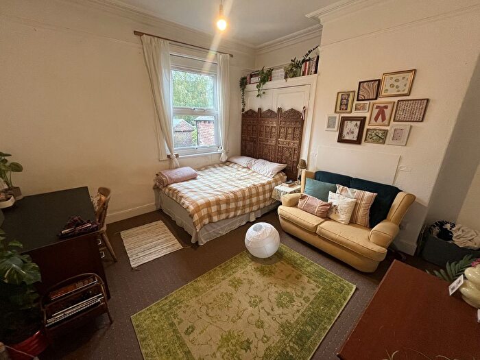 7 Bedroom Terraced House To Rent In Hanover Square, Leeds, West Yorkshire, LS3