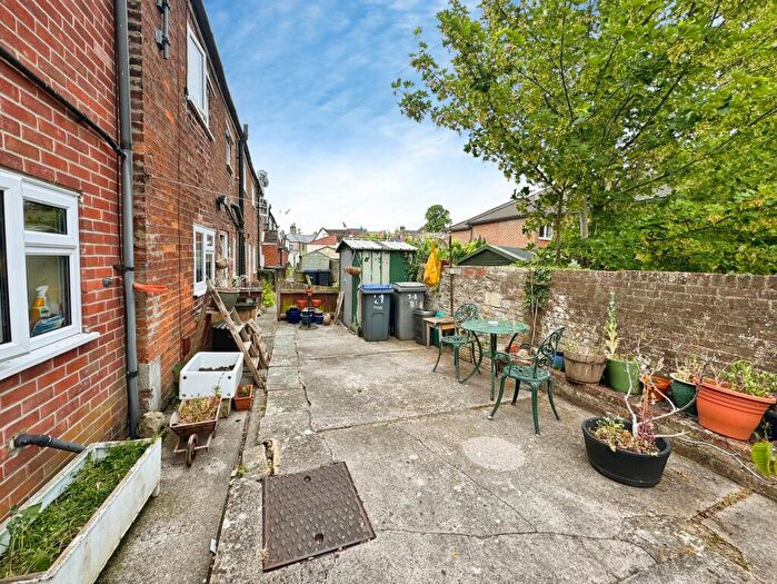 2 Bedroom Terraced House For Sale In East Street, Warminster, BA12