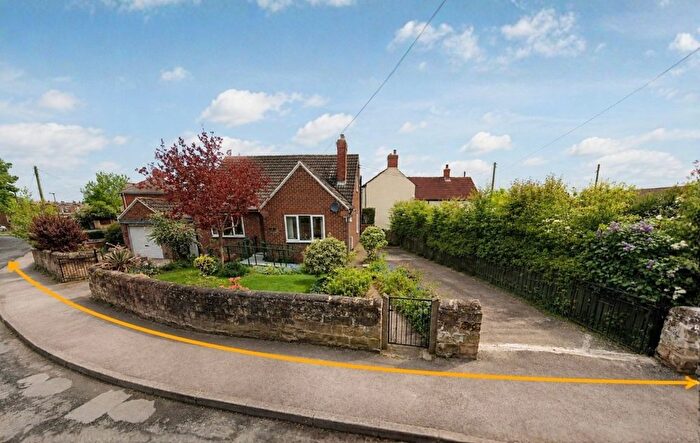 3 Bedroom Bungalow For Sale In Southfield Lane Thurnscoe, Rotherham, S63