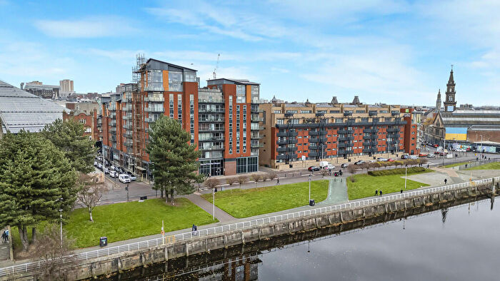 2 Bedroom Flat For Sale In Dunlop Street, City Centre, G1