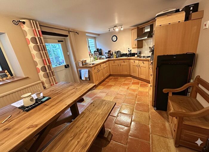 2 Bedroom Cottage For Sale In Well Street, Loose, Maidstone, ME15