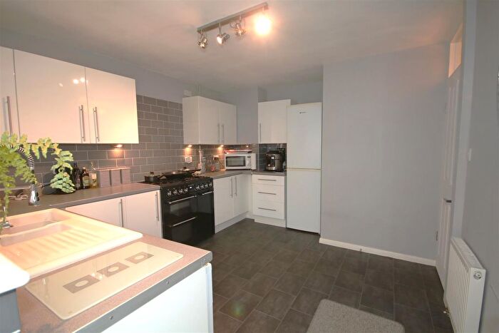 3 Bedroom Bungalow For Sale In Nightingale Close, Chartham Hatch, Canterbury, CT4