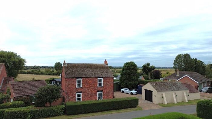 3 Bedroom Detached House For Sale In Bank End, North Somercotes, Louth, LN11