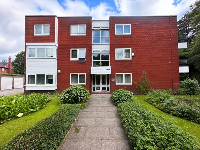 2 Bedroom Flat For Sale In Arnold Court, Wilbraham Road, M16