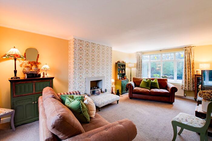 4 Bedroom Detached House For Sale In Thorns Road, Brierley Hill, West Midlands, DY5