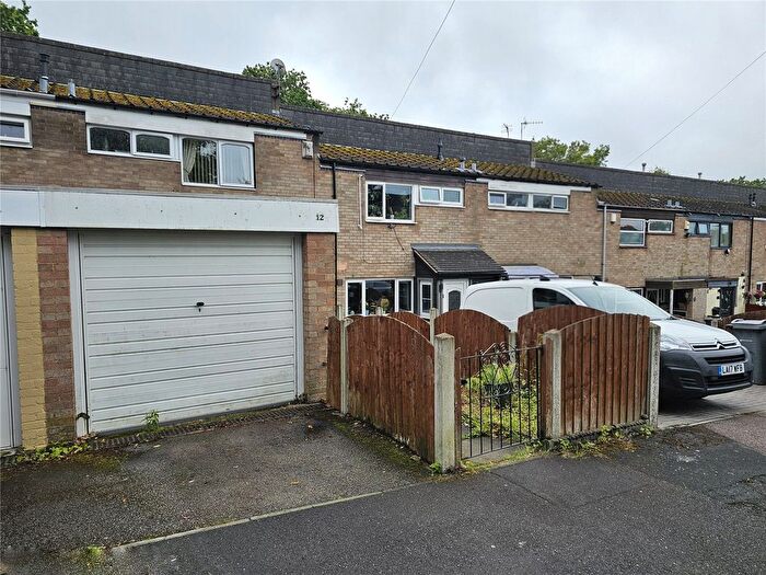 2 Bedroom Semi Detached House For Sale In Near Lands Close, Quinton, Birmingham, B32
