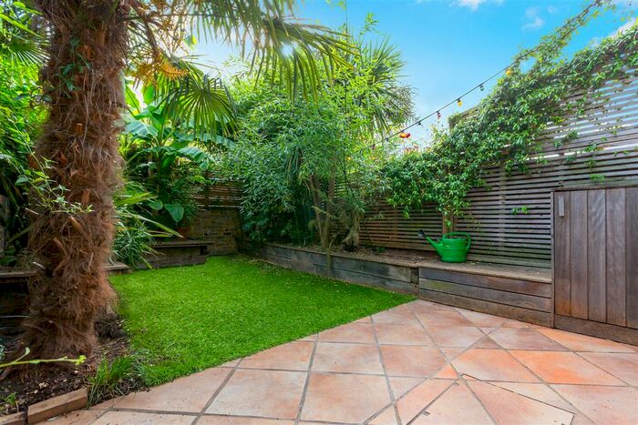 2 Bedroom Property To Rent In Peach Road, London W10