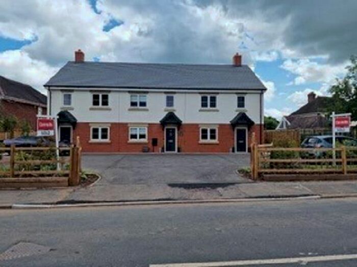 4 Bedroom End Of Terrace House To Rent In Long Street, Wheaton Aston, Stafford, ST19