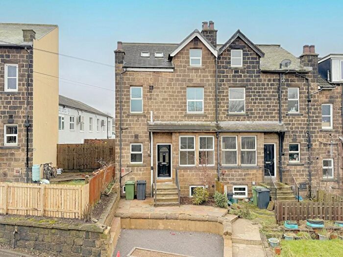 2 Bedroom Terraced House For Sale In Swinnow Road, Bramley, LS13