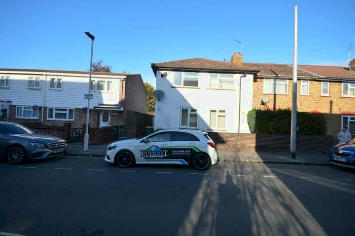 4 Bedroom Terraced House To Rent In Garvary Road, London, E16