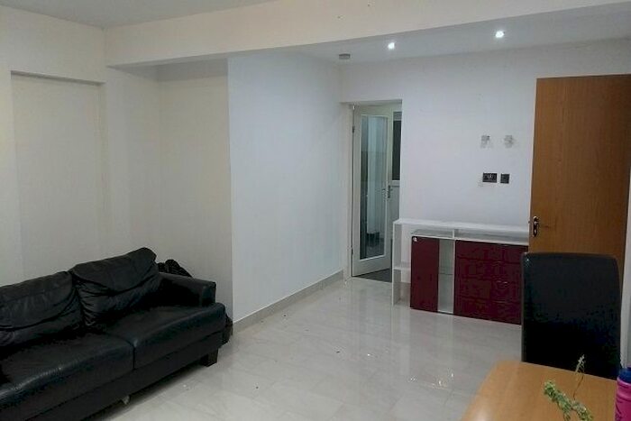 3 Bedroom Semi-Detached House To Rent In Corporation Avenue, Hounslow, TW4