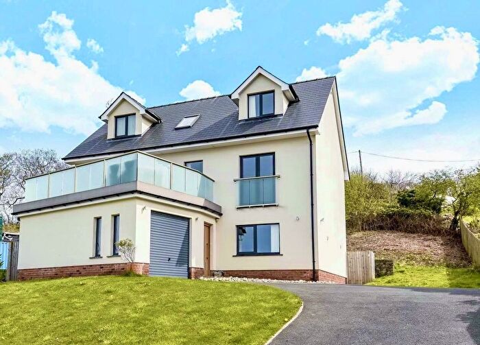 4 Bedroom Detached House For Sale In Dolphin Court, SA45
