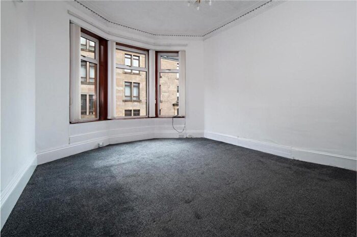 2 Bedroom Flat To Rent In Hope Street, Greenock, PA15