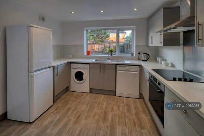 4 Bedroom Terraced House To Rent In Sandbach Road, Bristol, BS4