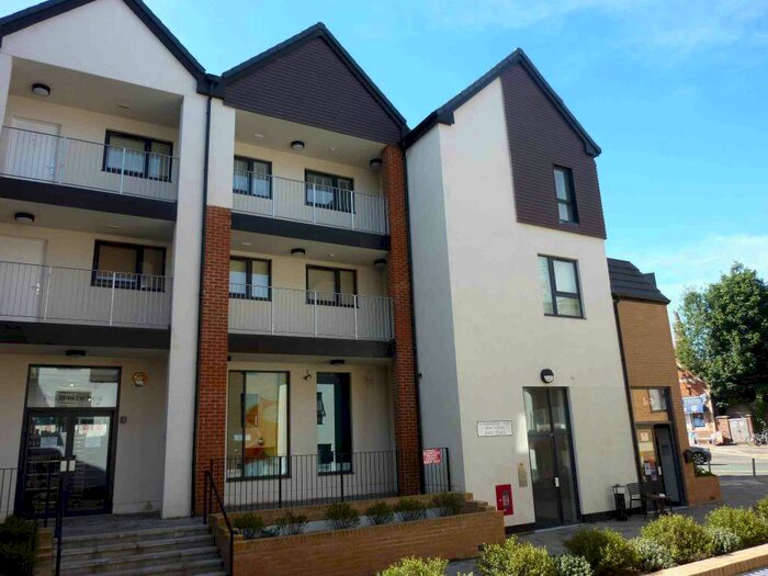 2 Bedroom Flat To Rent In Owen Square, Watford, WD19