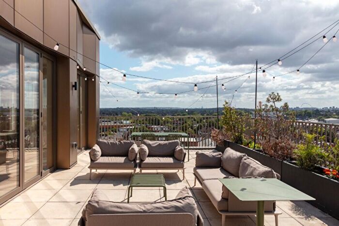 Studio To Rent In Palmerston Road, Harrow, Middlesex, HA3