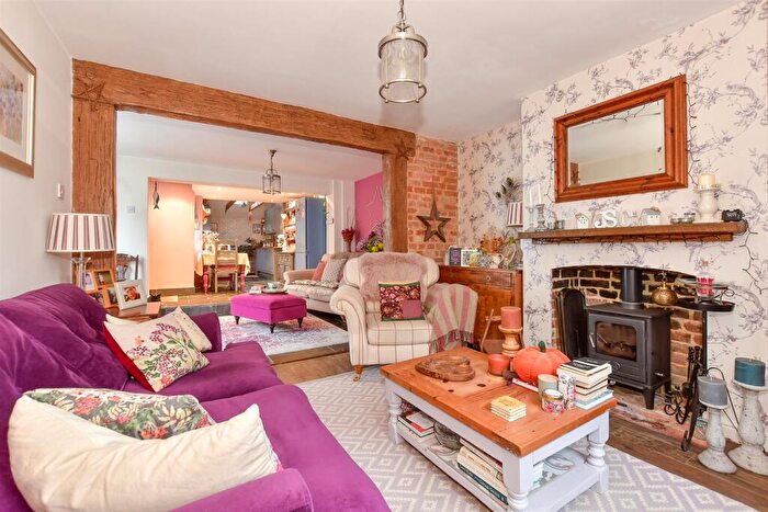 3 Bedroom Semi Detached House For Sale In The Street, Boughton-Under-Blean, Faversham, Kent, ME13