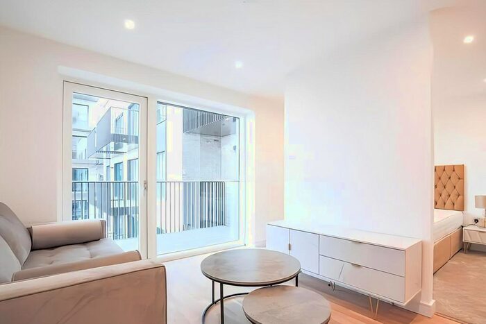 1 Bedroom Studio To Rent In Edwin House, Southall, UB1