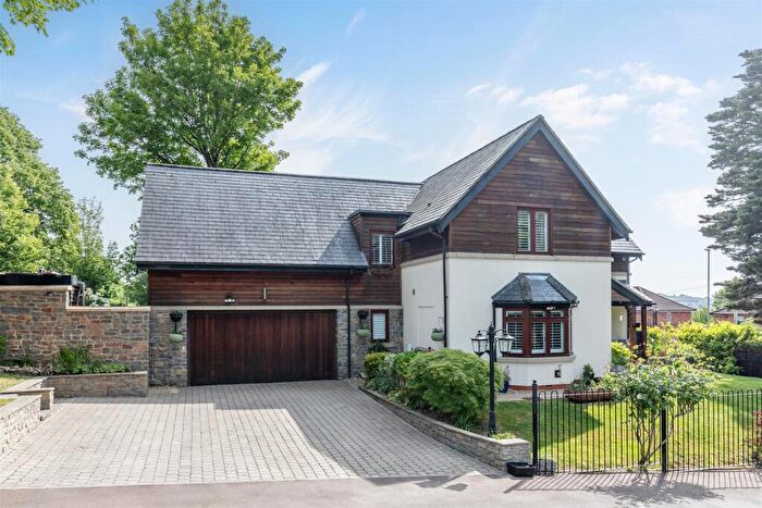 5 Bedroom Detached House For Sale In Carriage Drive, BS10