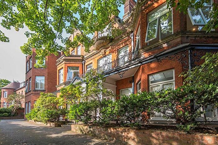 2 Bedroom Apartment To Rent In Fitzjohns Avenue, Hampstead, NW3