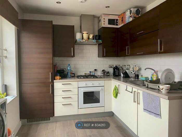 2 Bedroom Flat To Rent In Thomas Jacomb Place, London E17