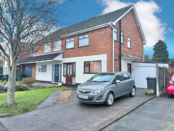 3 Bedroom Semi Detached House For Sale In Claremont Road, Tamworth, B79