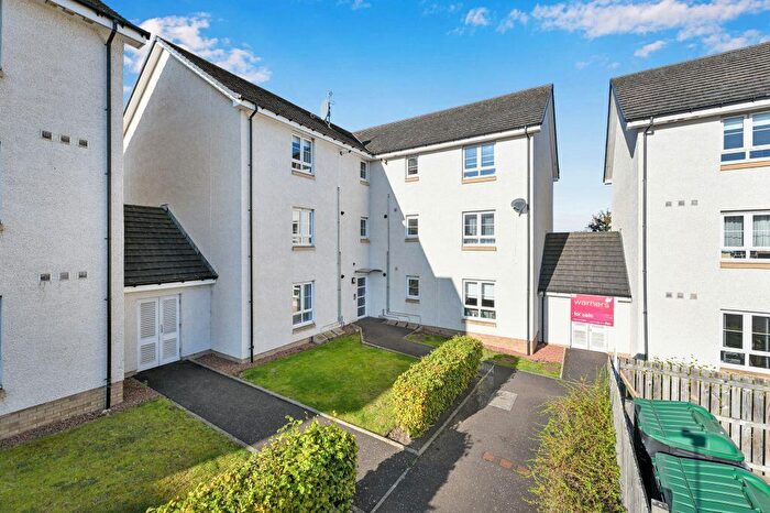 2 Bedroom Flat For Sale In /, Durie Loan, Burdiehouse, Edinburgh, EH17