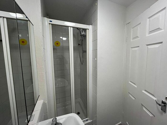 1 Bedroom Flat To Rent In Glenbrook Drive, Barry, CF63