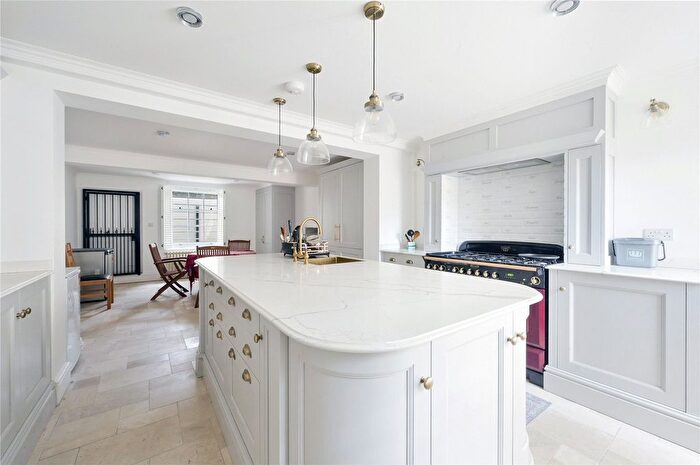 7 Bedroom Detached House To Rent In Belmont Hill, London, SE13