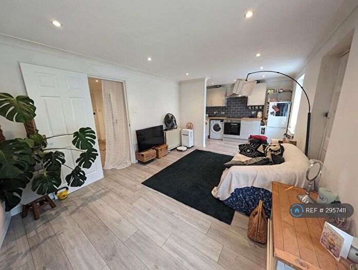 1 Bedroom Flat To Rent In Victoria Road, Cambridge, CB4