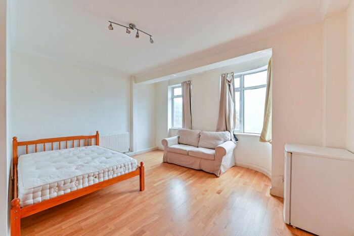 Studio To Rent In Euston Road, Fitzrovia, London, NW1