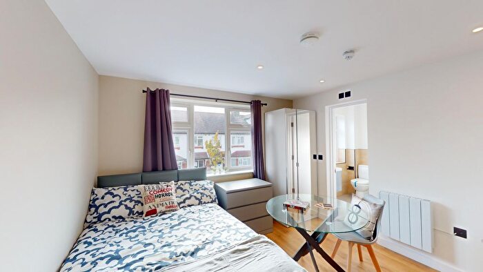 Studio To Rent In Grasmere Avenue, London, W3